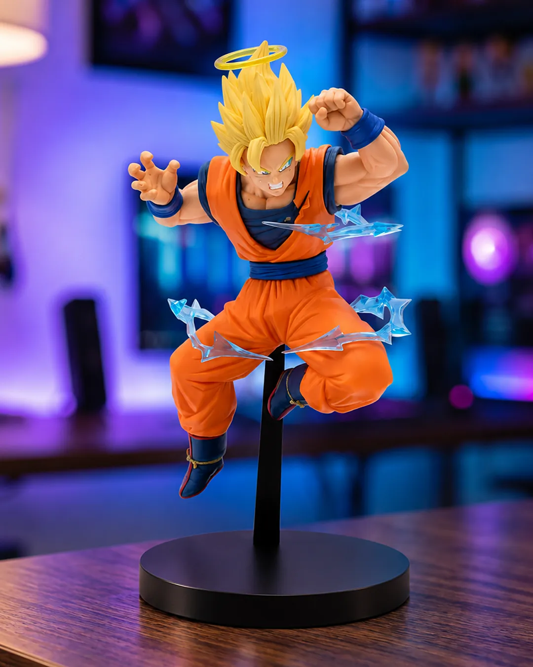 Son Goku Super Saiyan 2 con aureola en pose de combate, figura Match Makers de Banpresto